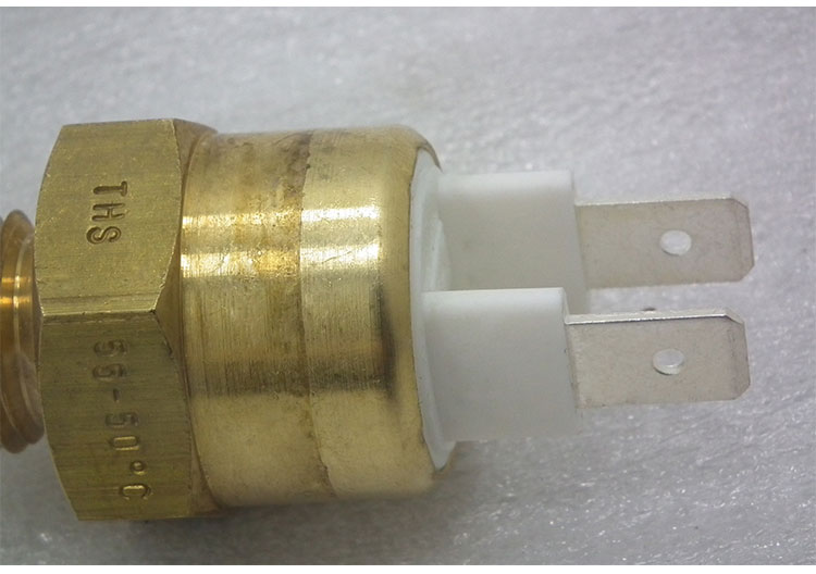 15271325.jpg 4907e92ecde45f8a3e4de2580ddfa3b9_1-1FS01K106249.jpg