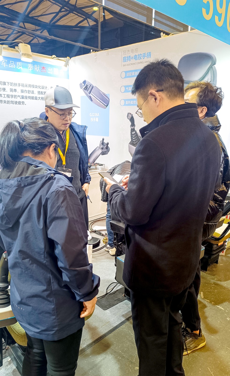 47110271.jpg 47110271.jpg